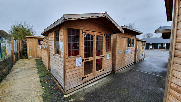 8 X 6 TRADITIONAL SUMMERHOUSE 3 8 X 6 TRADITIONAL SUMMERHOUSE 3
